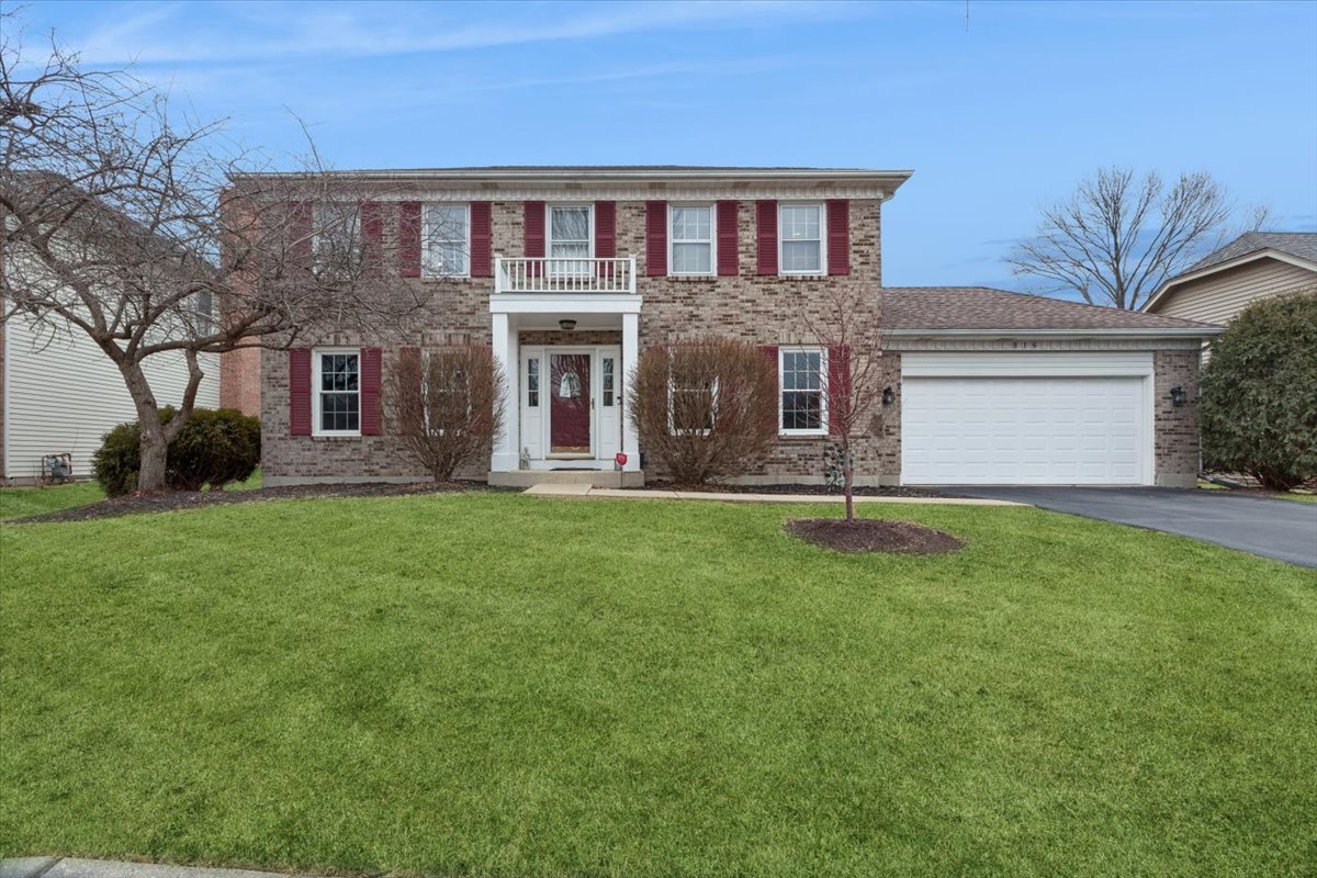 816 S River Road, Naperville, IL 60540