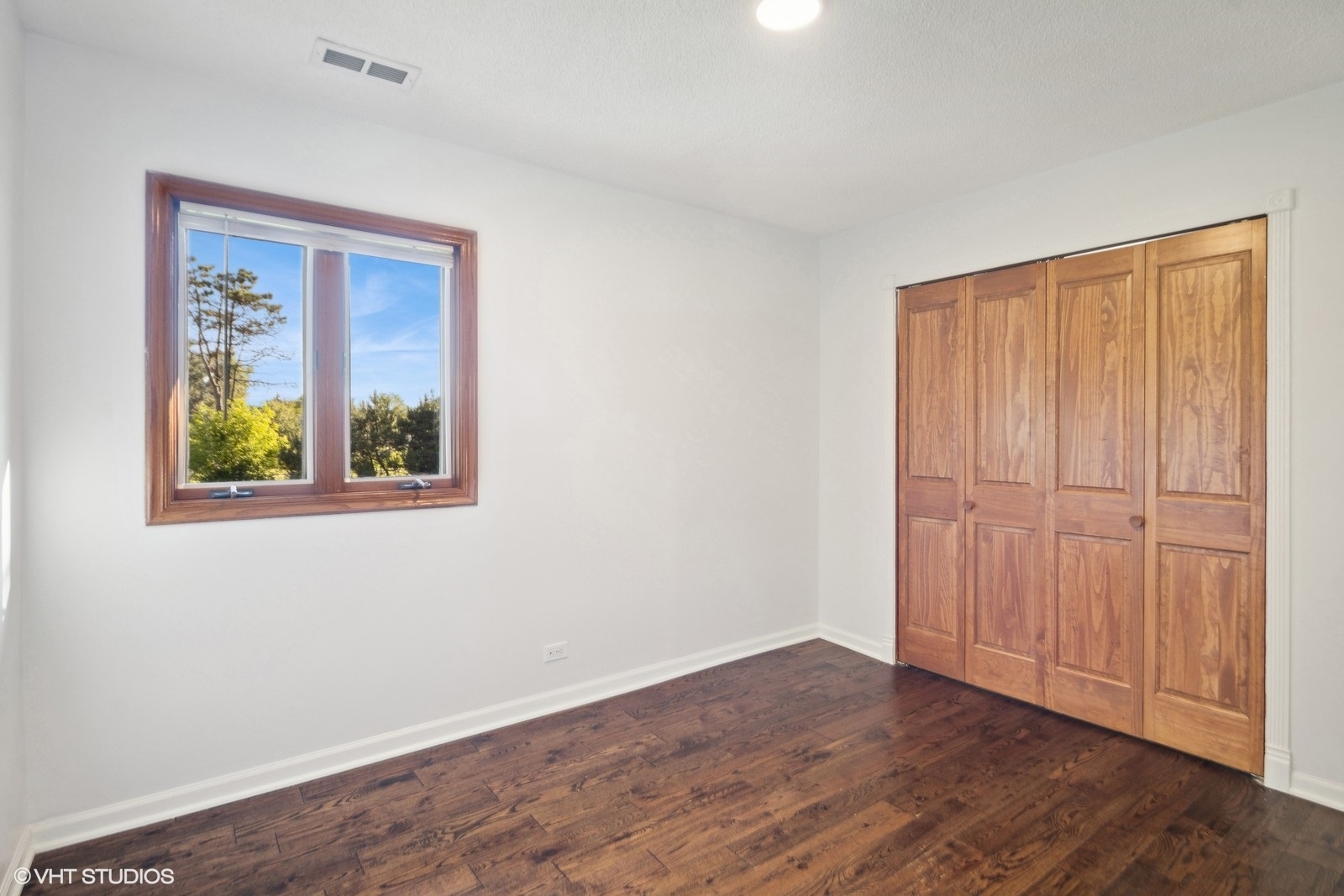 2897 87th Street, Darien, IL 60561