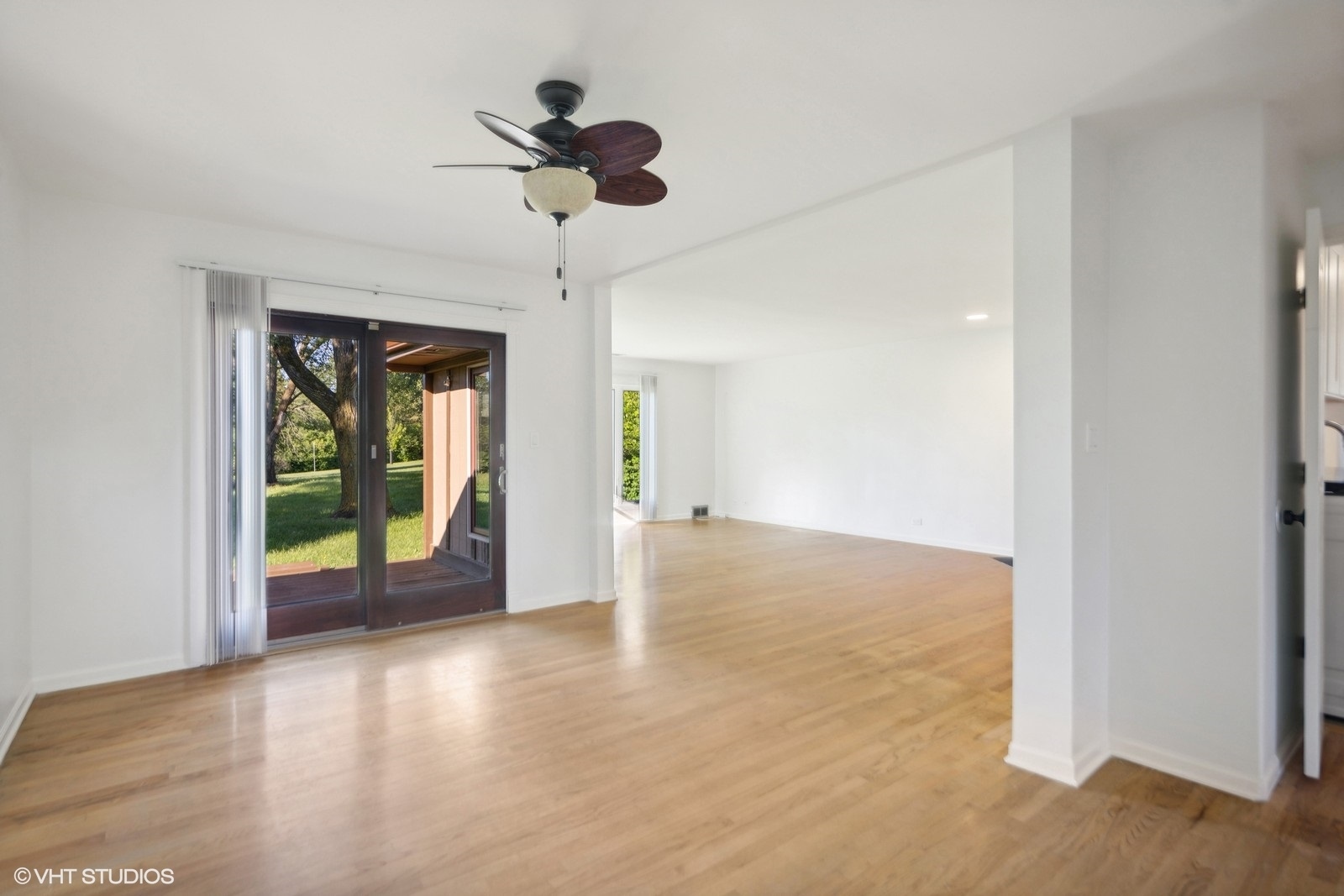 2897 87th Street, Darien, IL 60561