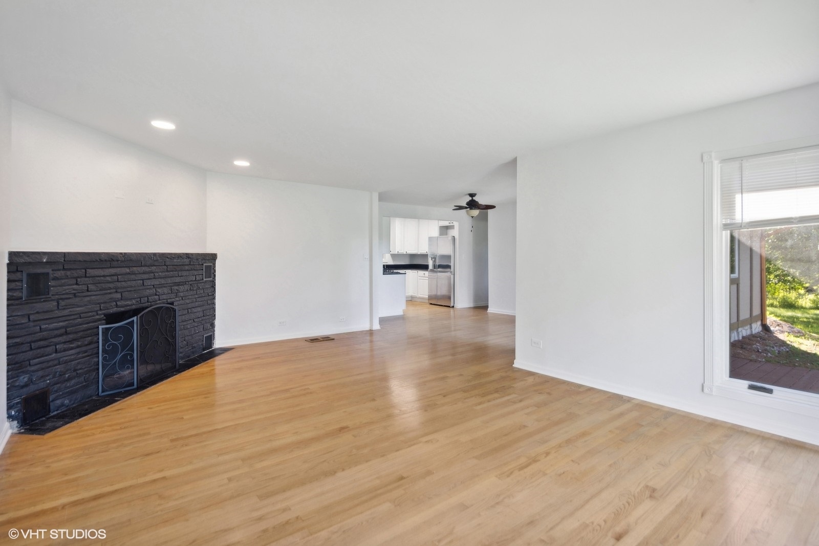 2897 87th Street, Darien, IL 60561