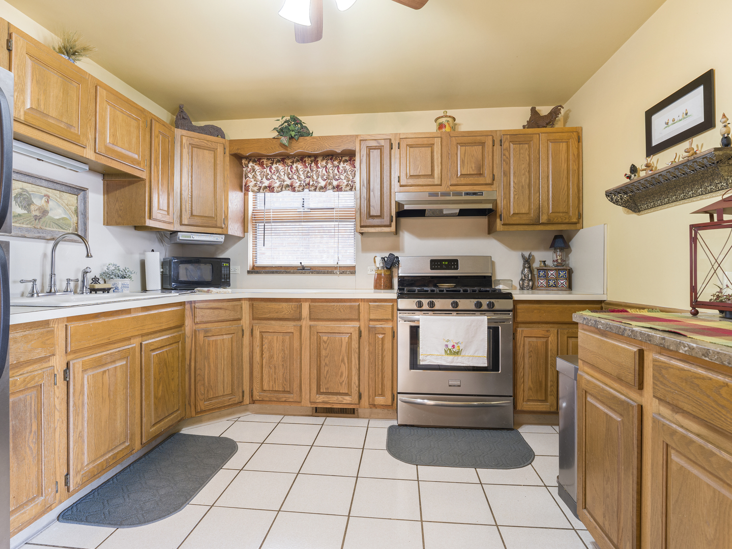 2028 N 72nd Court, Elmwood Park, IL 60707