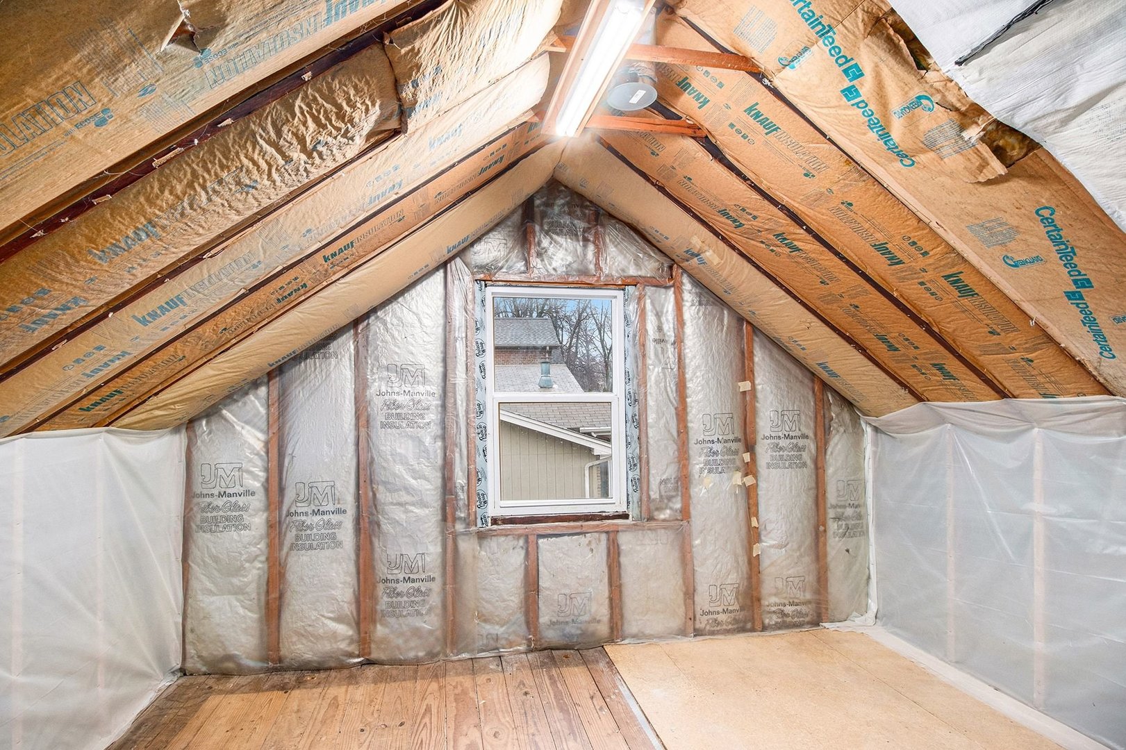 180 Henderson Street, Bensenville, IL 60106