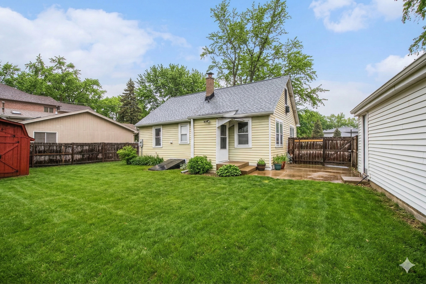 180 Henderson Street, Bensenville, IL 60106