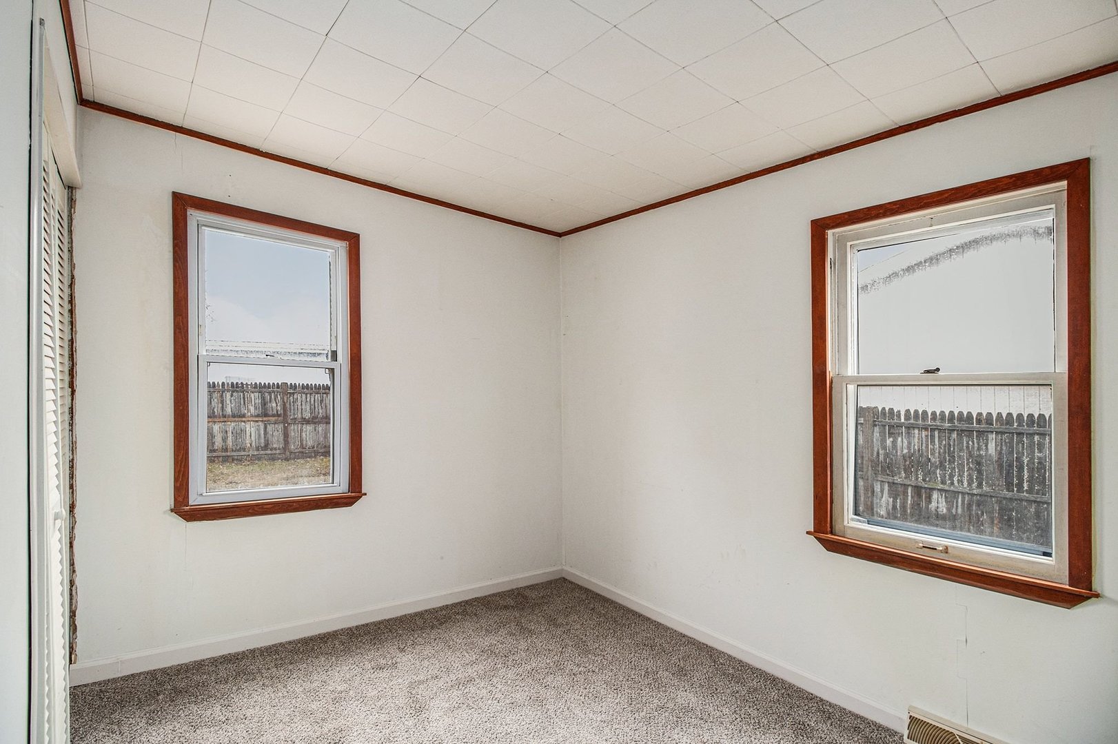 180 Henderson Street, Bensenville, IL 60106