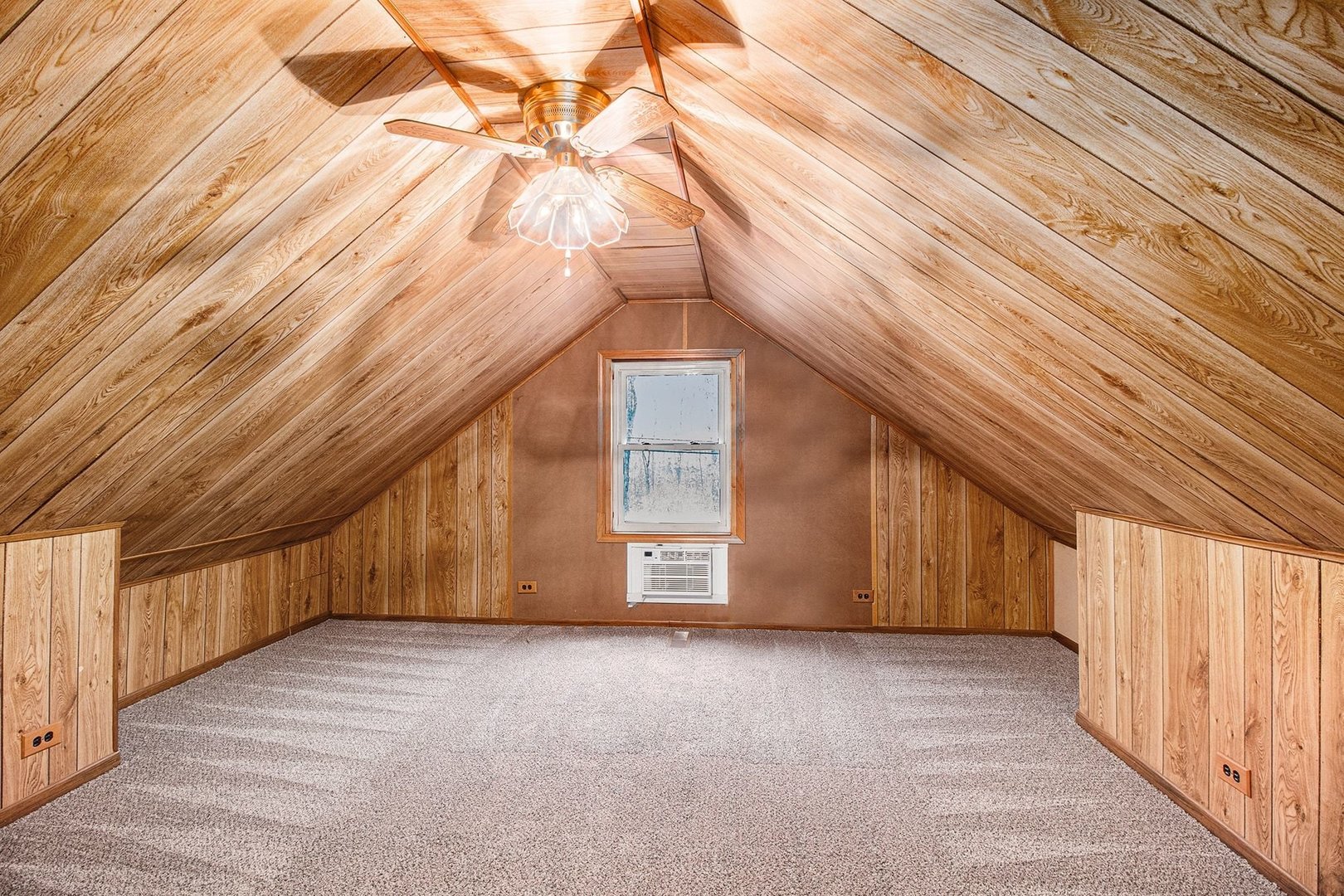 180 Henderson Street, Bensenville, IL 60106