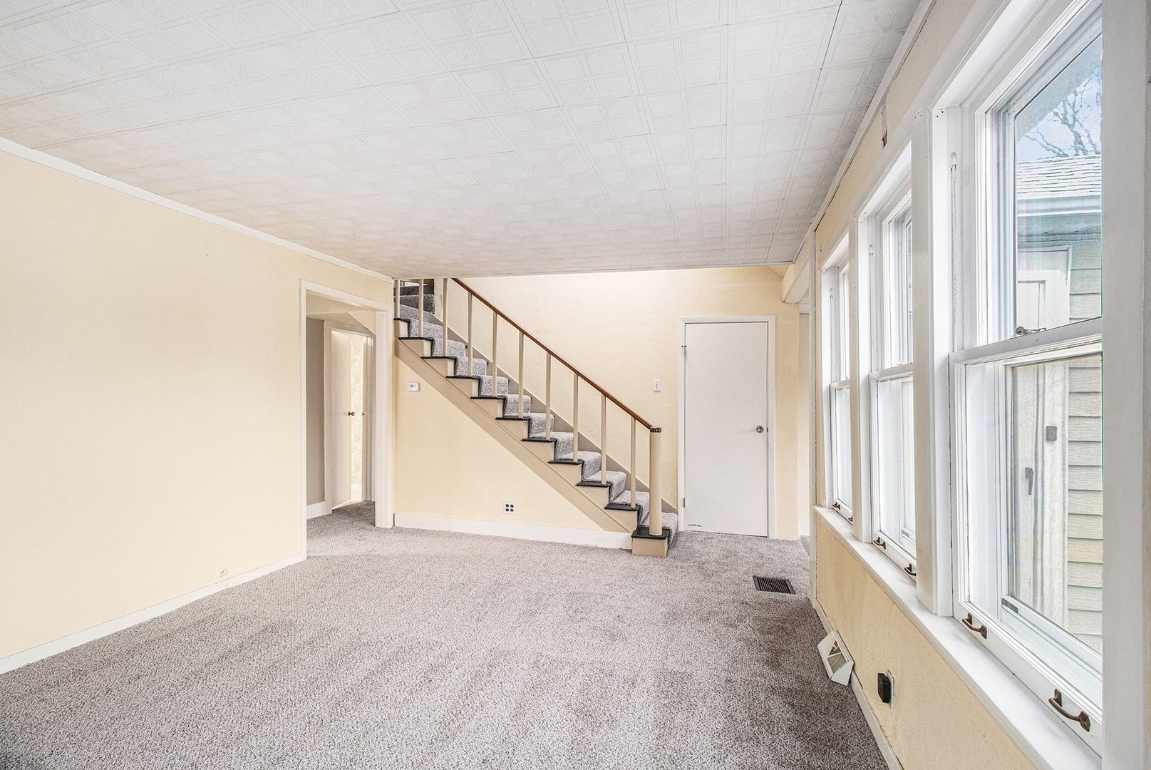 180 Henderson Street, Bensenville, IL 60106