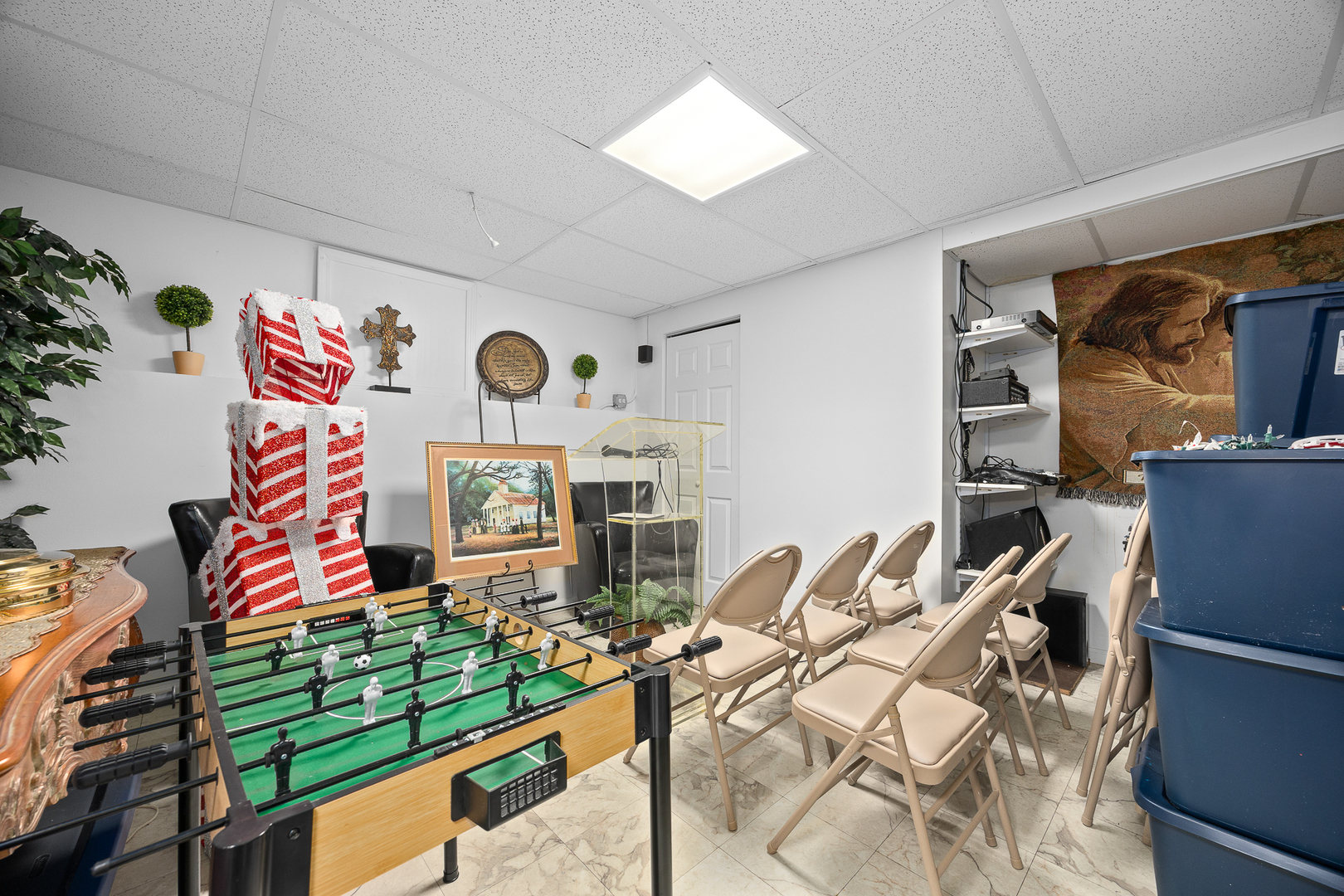 2939 Brossman Street, Naperville, IL 60564