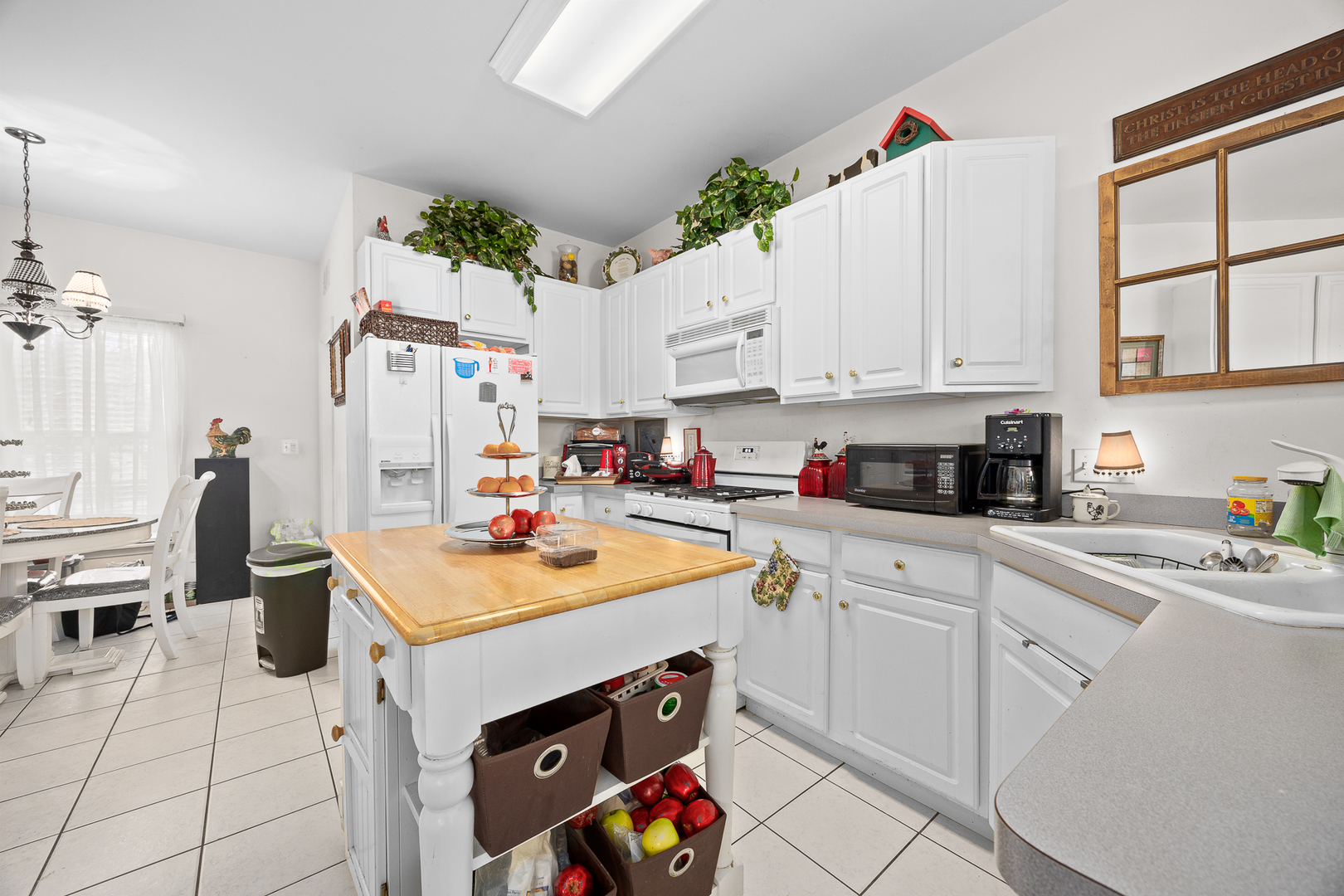 2939 Brossman Street, Naperville, IL 60564