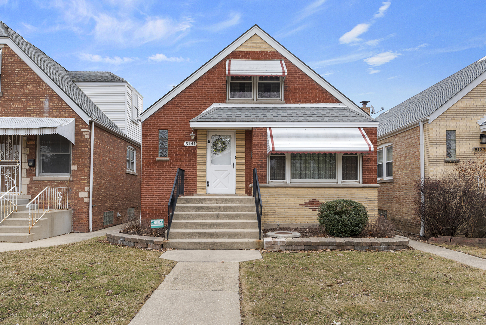 5141 N New England Avenue, Chicago, IL 60656