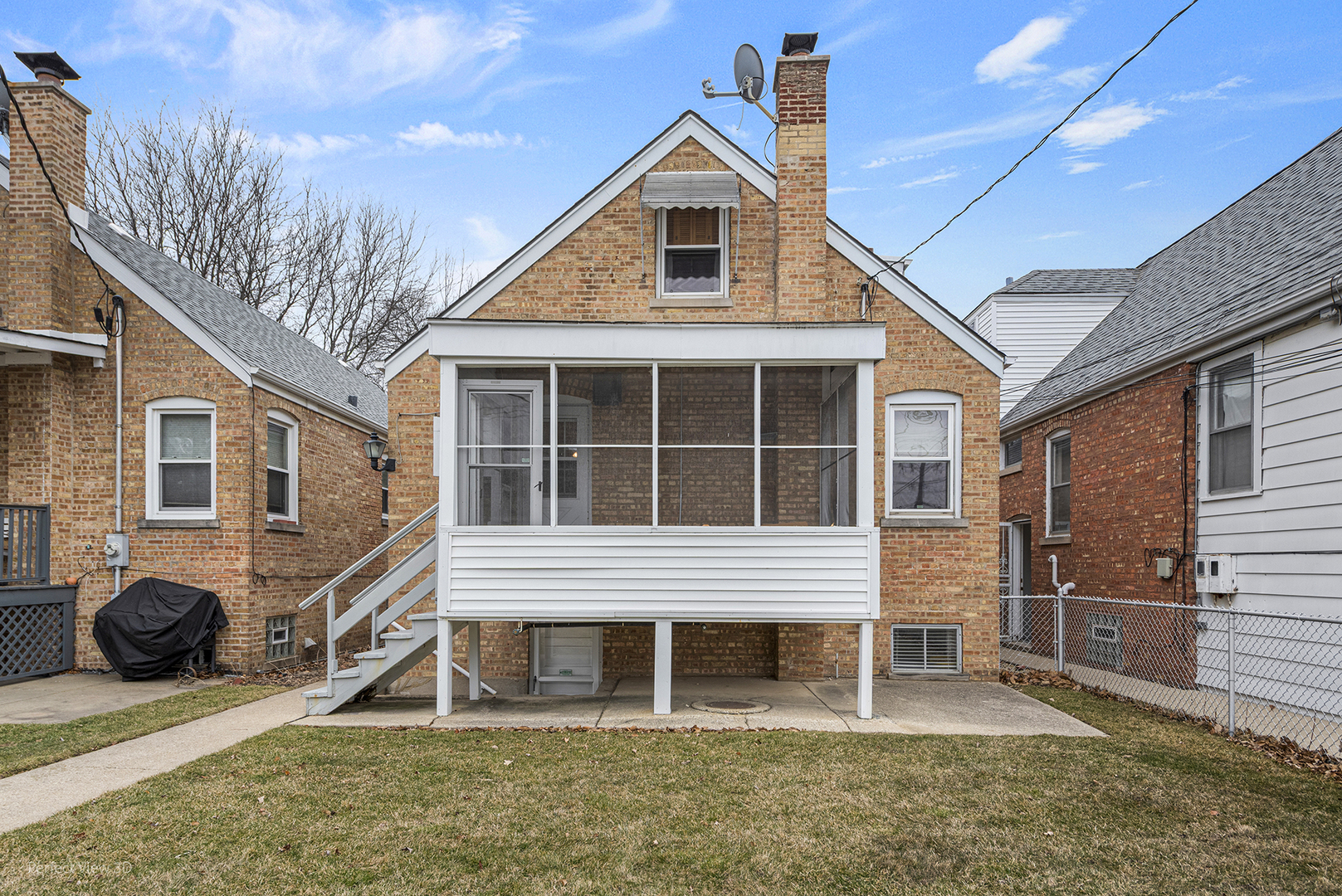 5141 N New England Avenue, Chicago, IL 60656