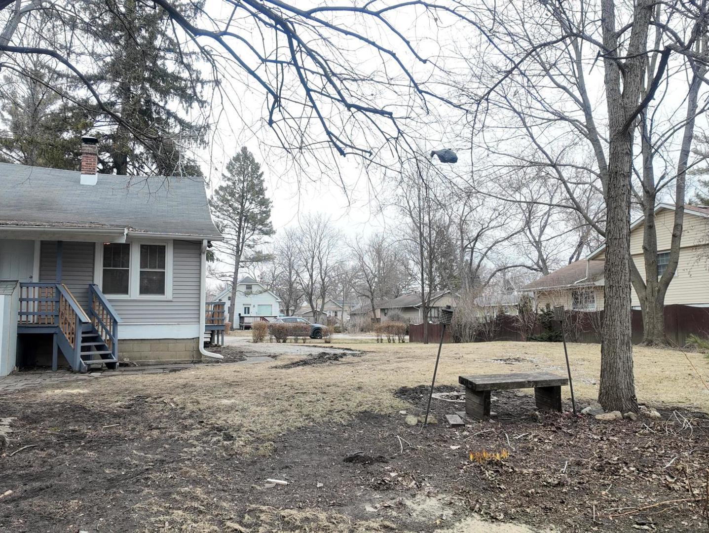 117 Woodland Drive, Round Lake Beach, IL 60073