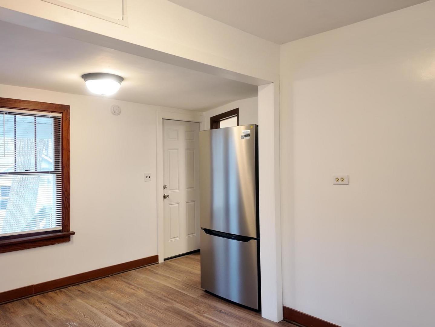 117 Woodland Drive, Round Lake Beach, IL 60073