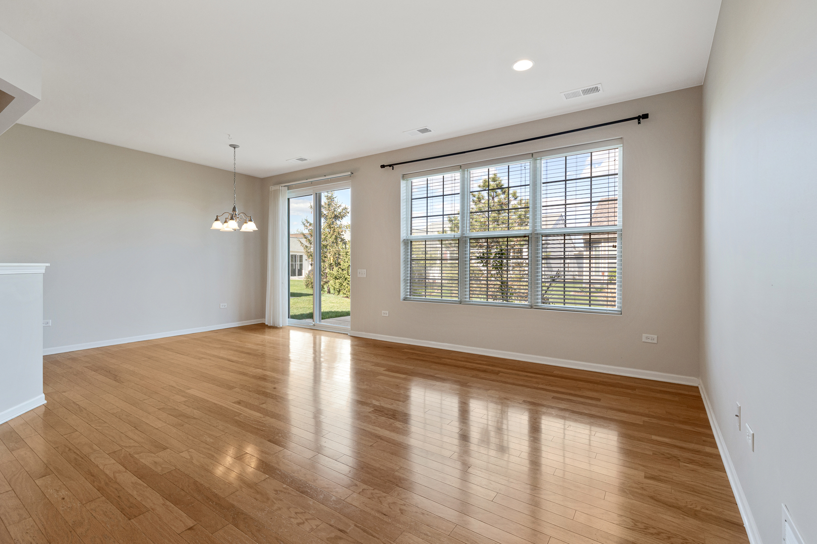 13260 Red Alder Avenue, Huntley, IL 60142