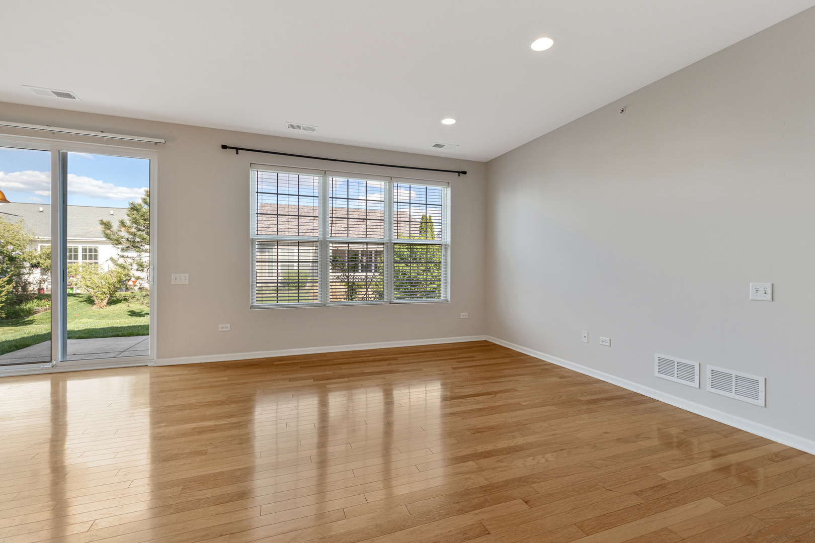 13260 Red Alder Avenue, Huntley, IL 60142