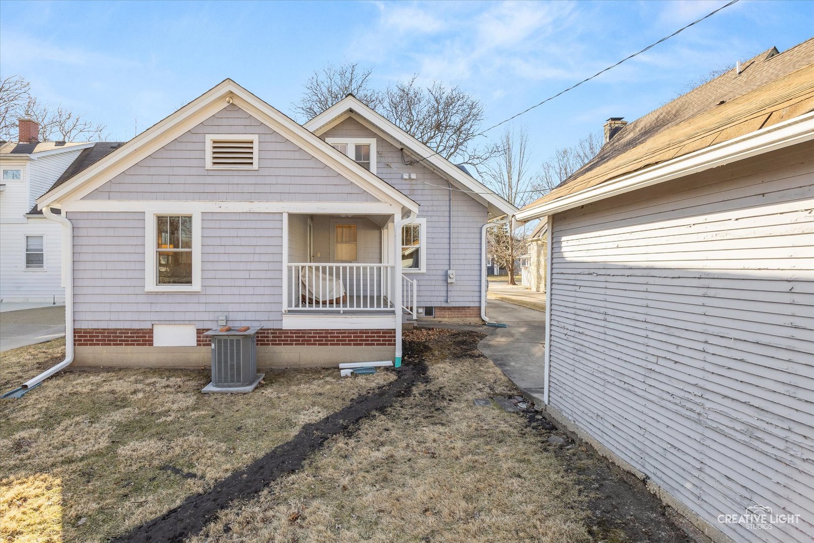 220 S Calumet Avenue, Aurora, IL 60506