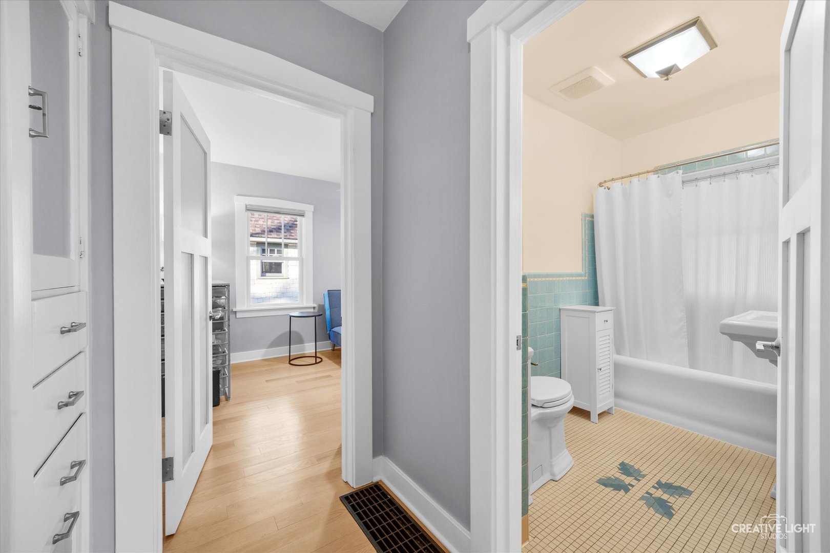 220 S Calumet Avenue, Aurora, IL 60506