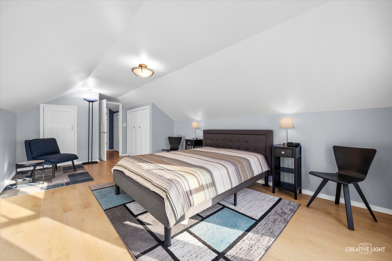 220 S Calumet Avenue, Aurora, IL 60506