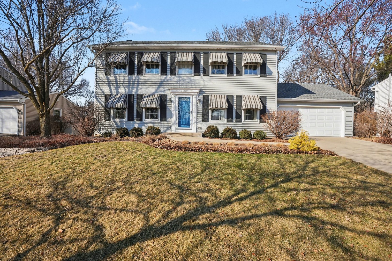 1007 River Oak Drive, Naperville, IL 60565