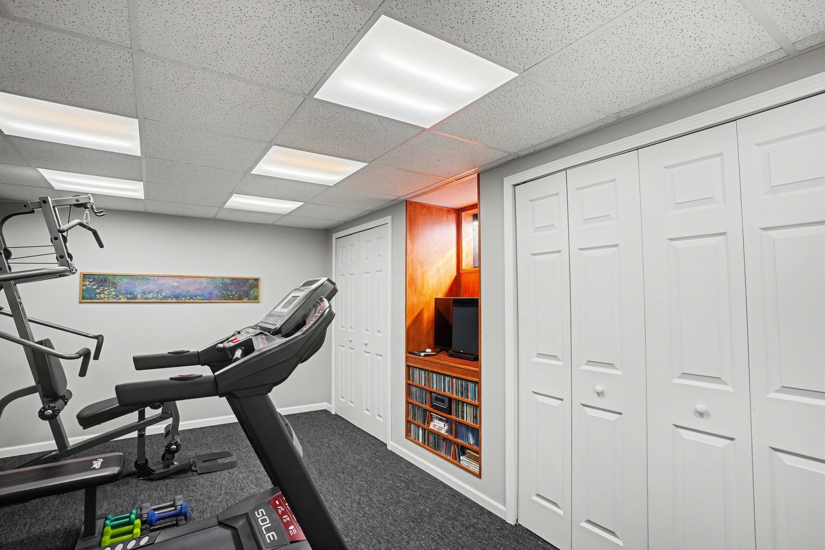 1007 River Oak Drive, Naperville, IL 60565