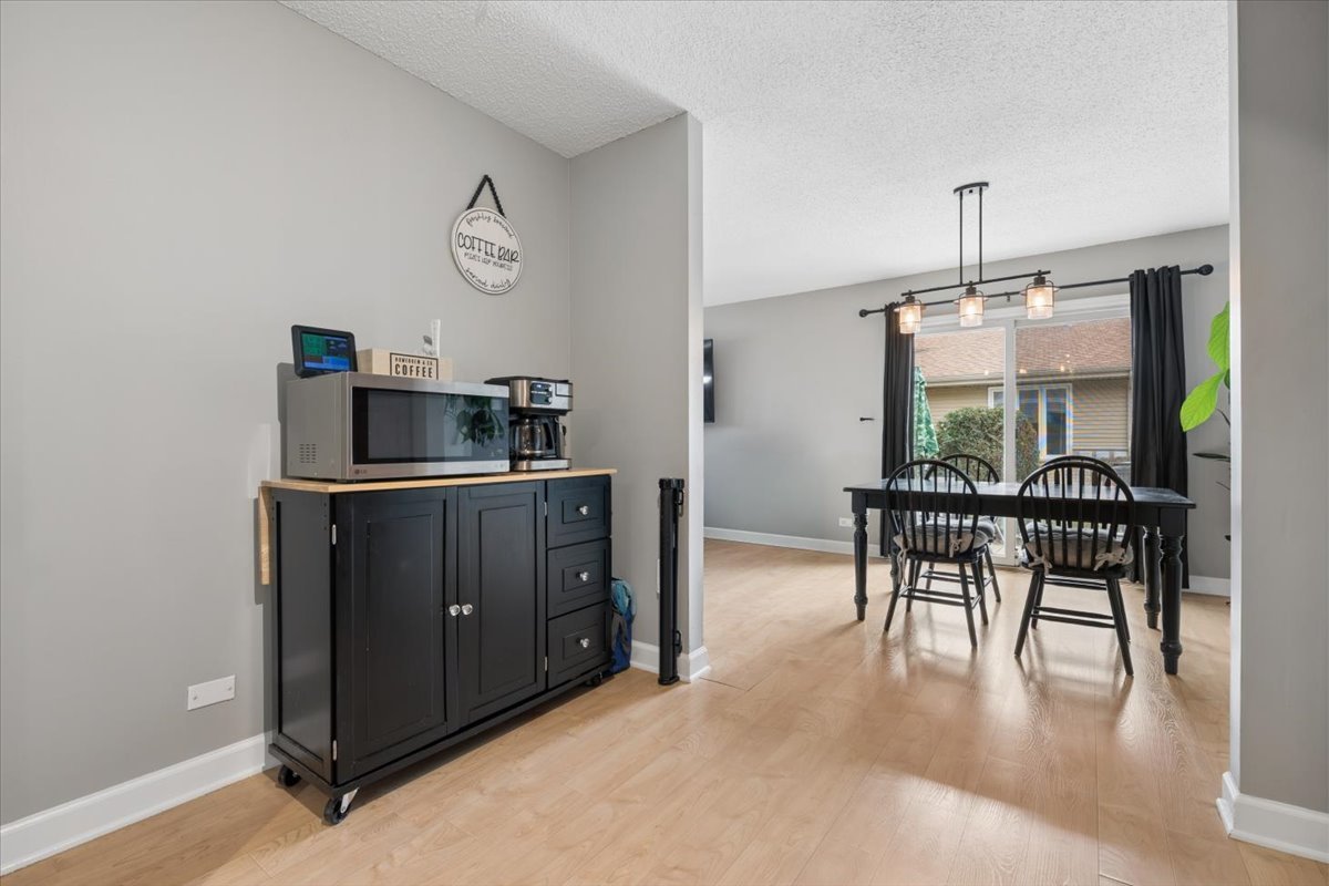 5332 Crescent Lane #C, Oak Forest, IL 60452