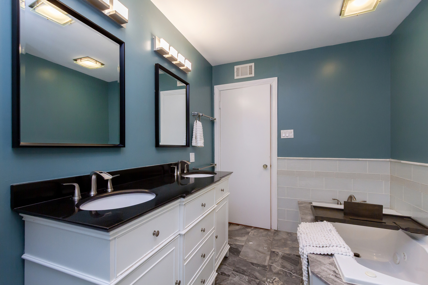 1S572 Rt 53 Highway, Glen Ellyn, IL 60137