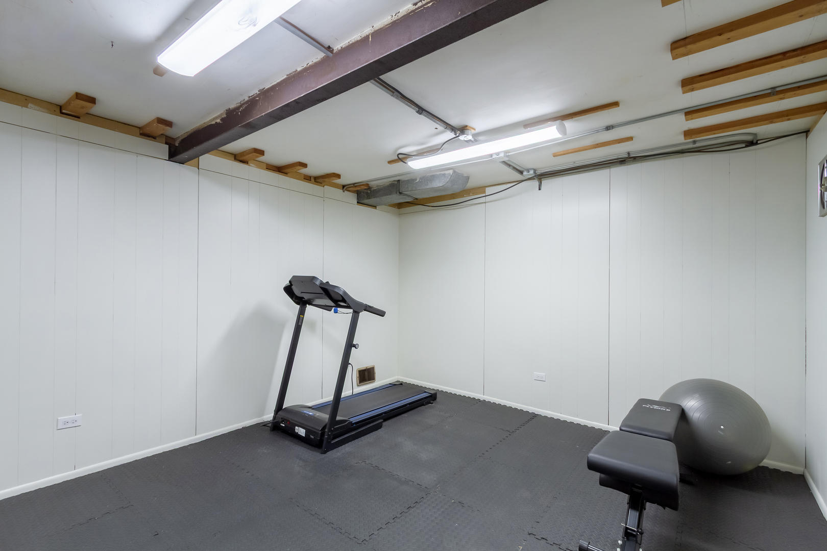 1S572 Rt 53 Highway, Glen Ellyn, IL 60137