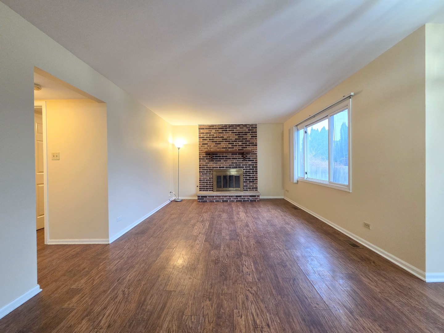 1013 E Meadow Lake Drive, Palatine, IL 60074