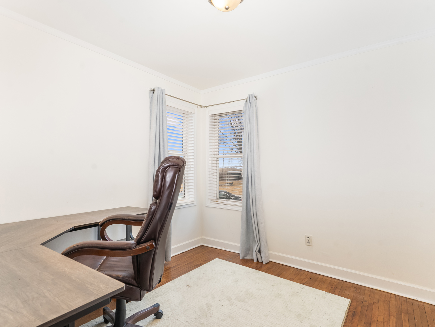 245 N Pine Street, Waterman, IL 60556