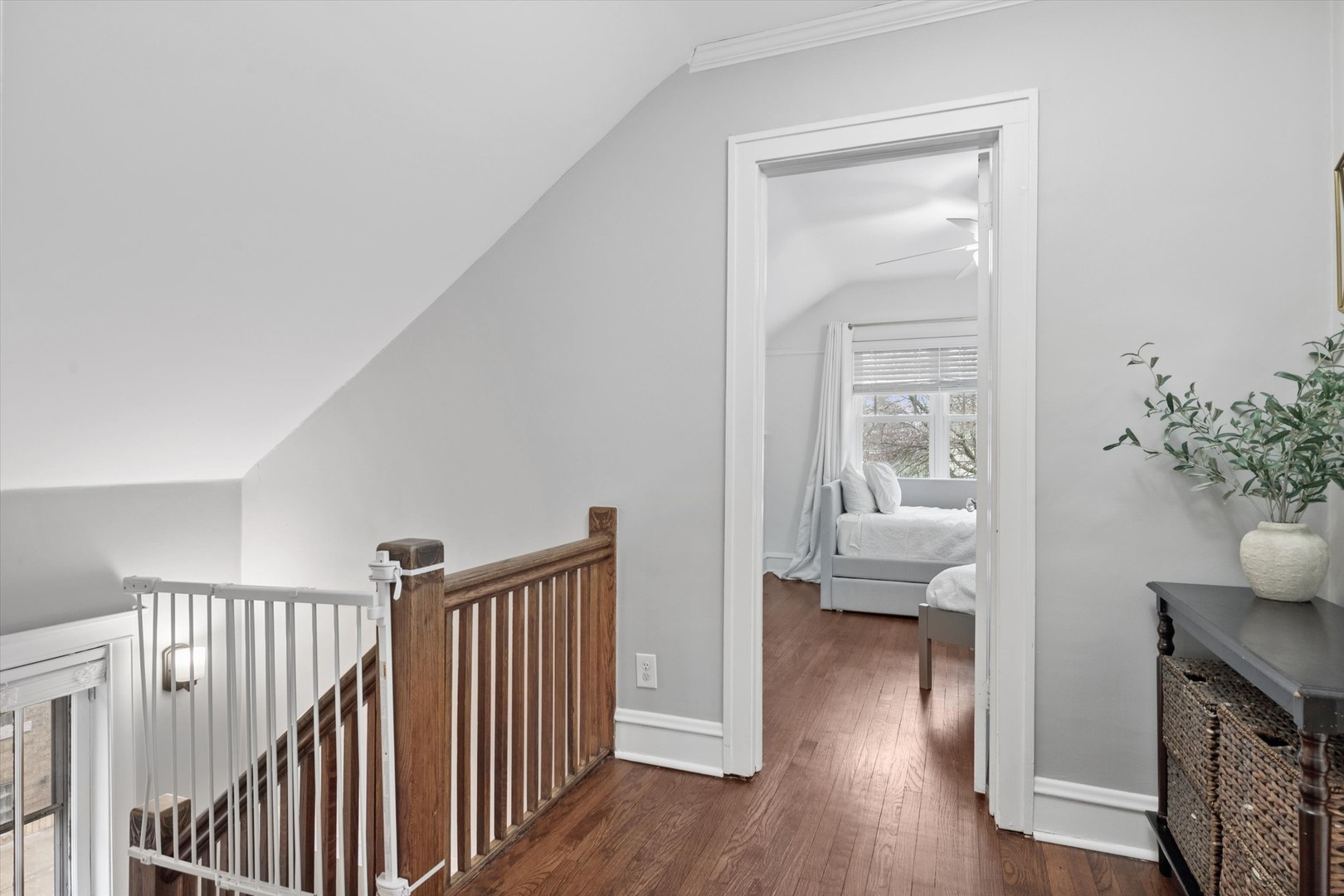 10310 S Hamilton Avenue, Chicago, IL 60643