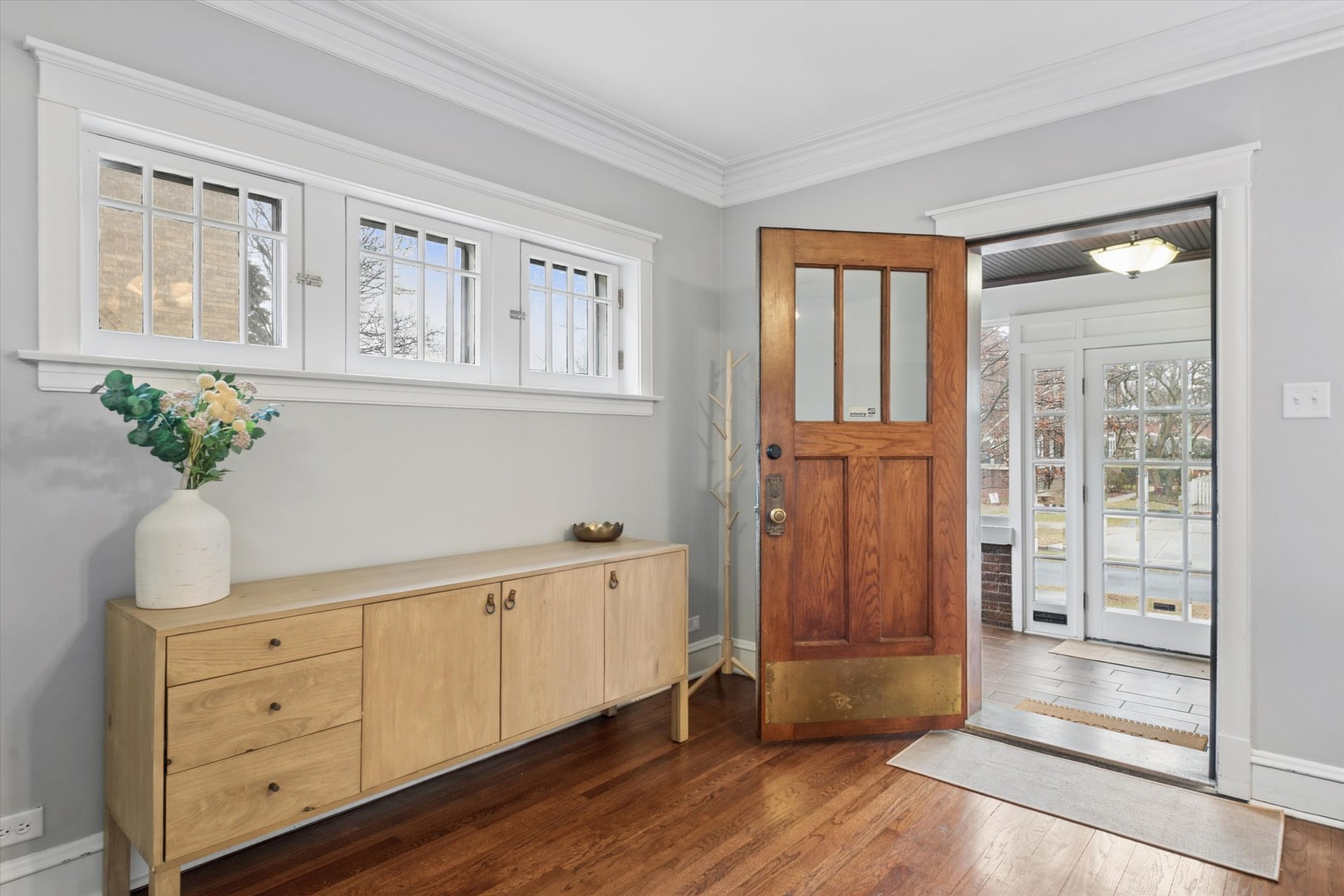 10310 S Hamilton Avenue, Chicago, IL 60643