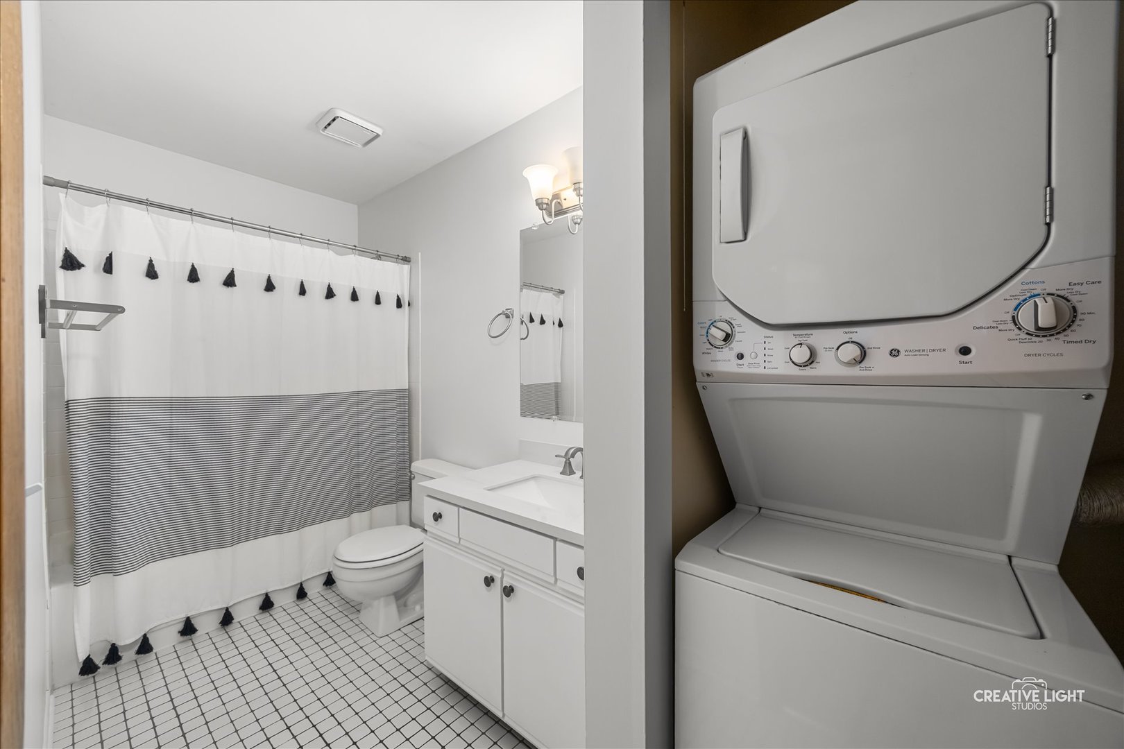 1565 Raymond Drive #201, Naperville, IL 60563