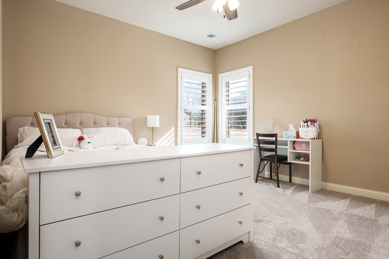 6254 White Berry Lane, Loves Park, IL 61111