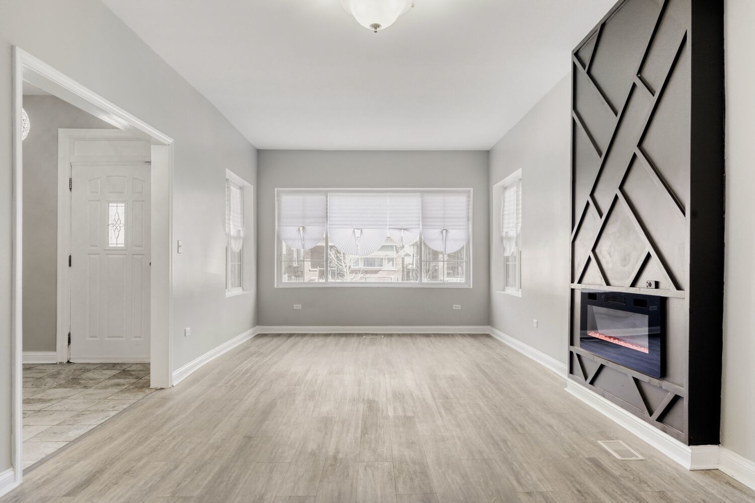 7938 S Loomis Boulevard, Chicago, IL 60620