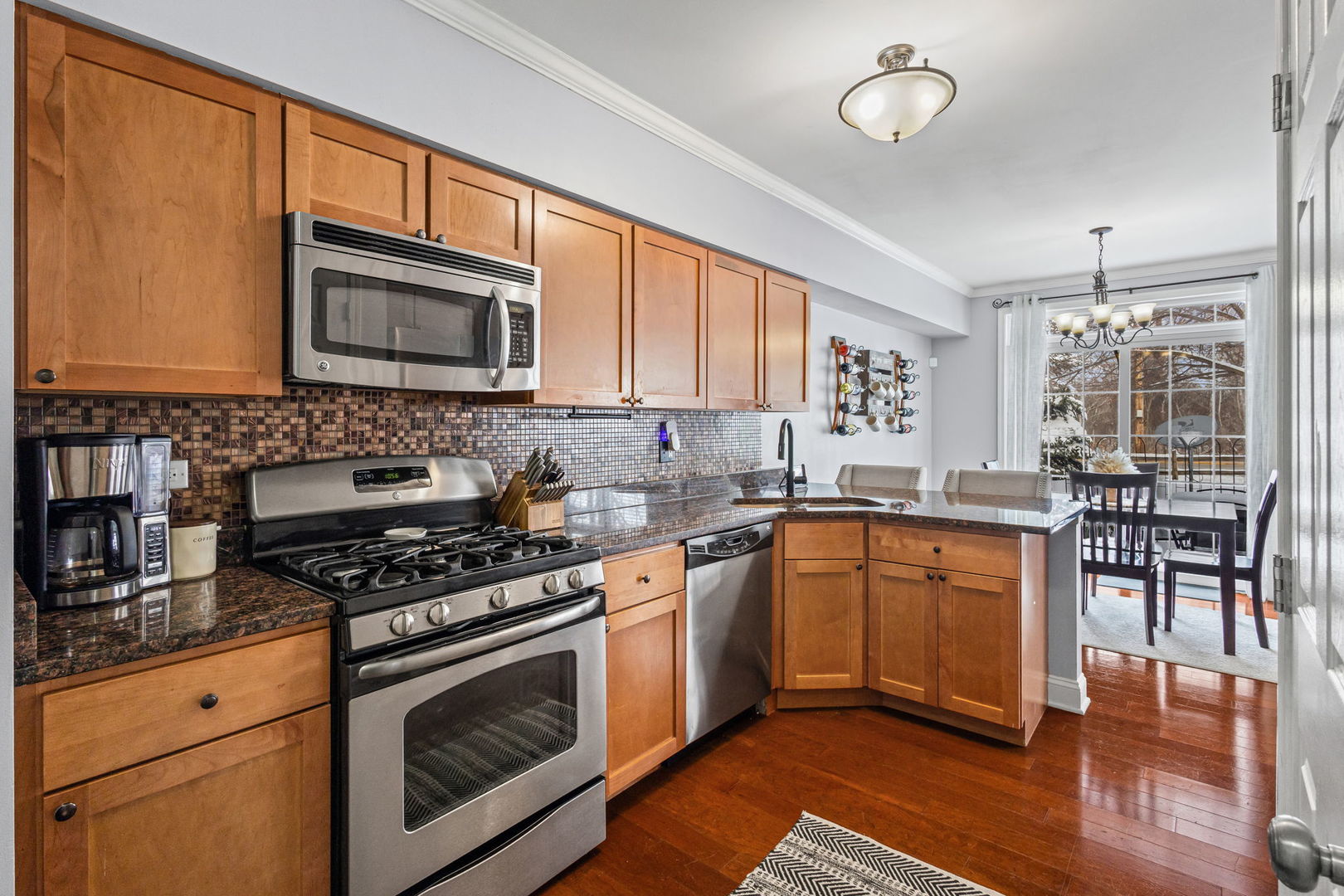 16703 S Sunset Ridge Court, Lockport, IL 60441