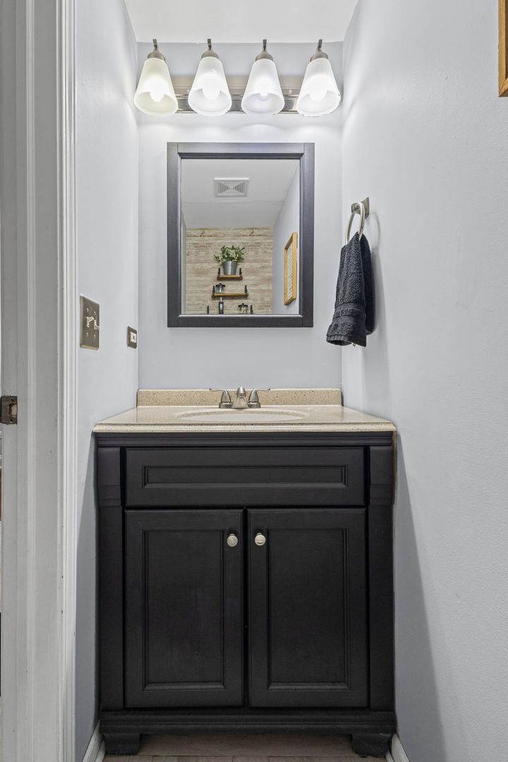 16703 S Sunset Ridge Court, Lockport, IL 60441