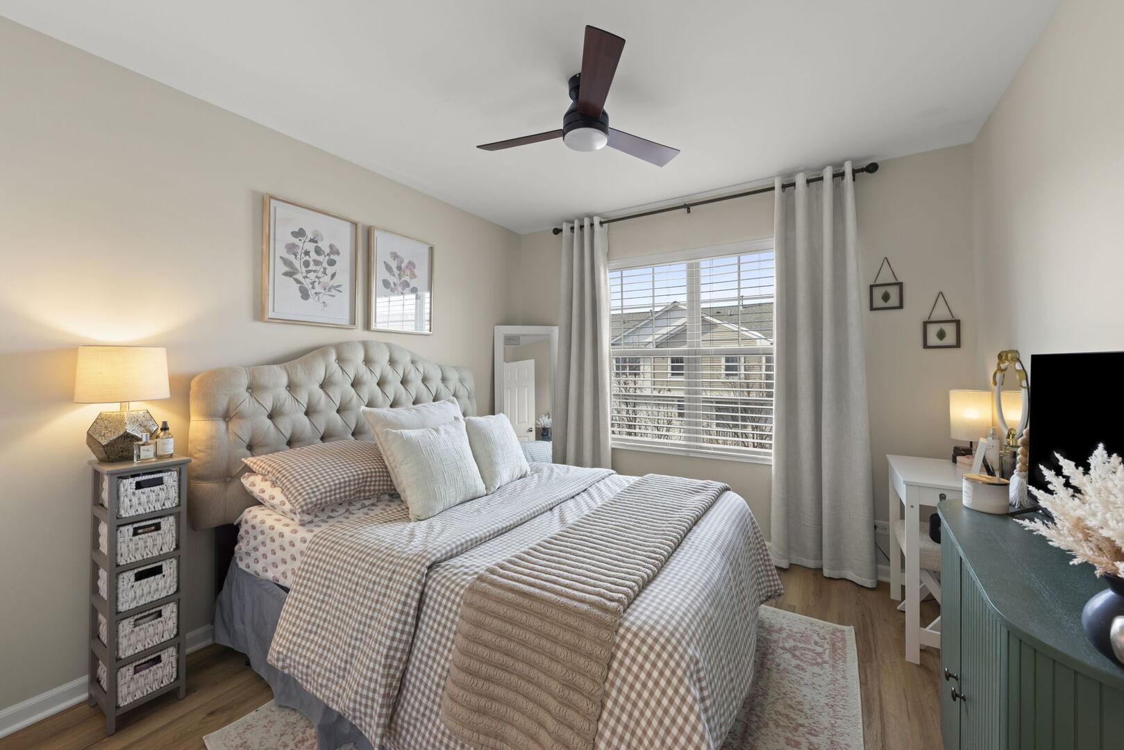 0N082 Forsythe Court, Winfield, IL 60190