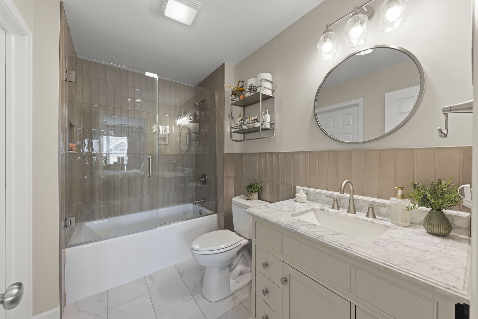 0N082 Forsythe Court, Winfield, IL 60190