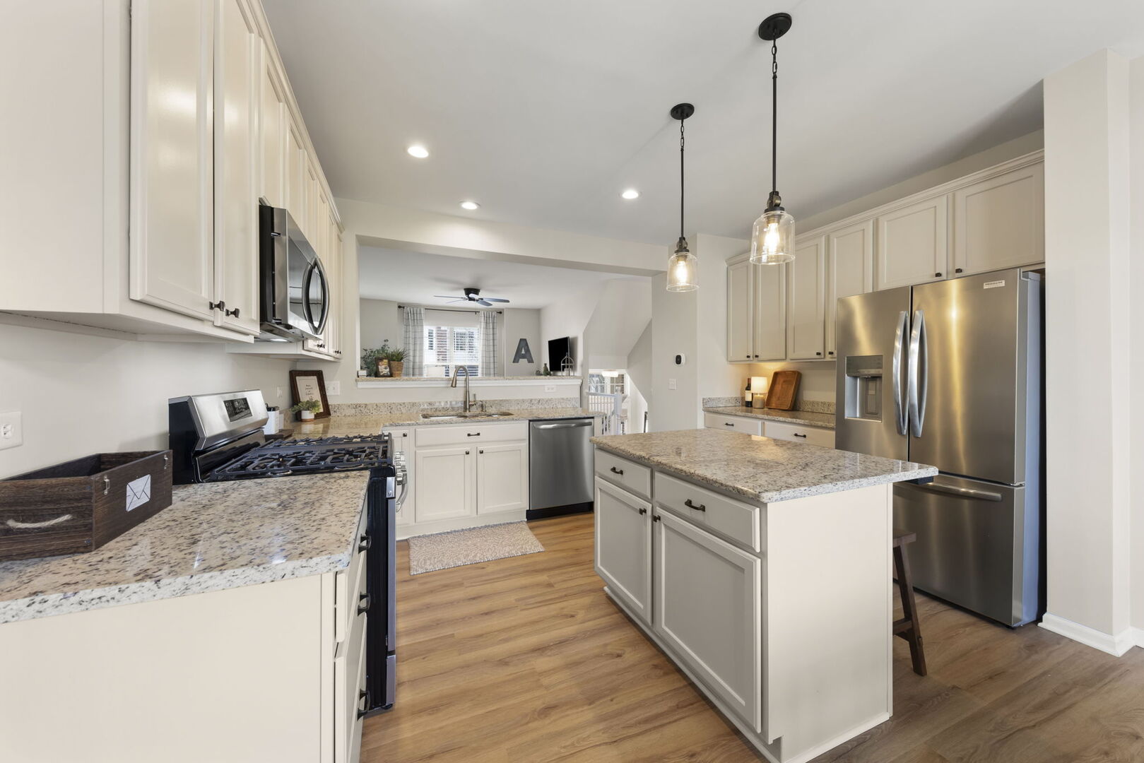 0N082 Forsythe Court, Winfield, IL 60190