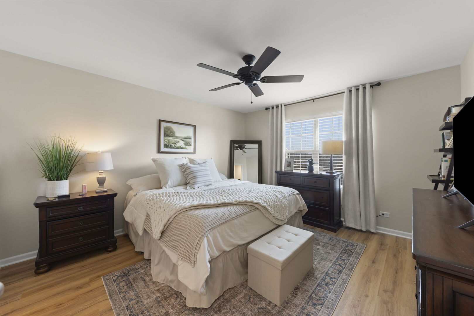 0N082 Forsythe Court, Winfield, IL 60190