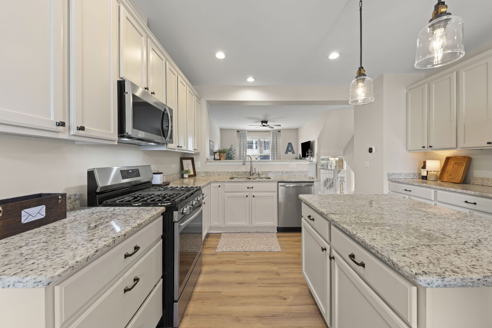 0N082 Forsythe Court, Winfield, IL 60190