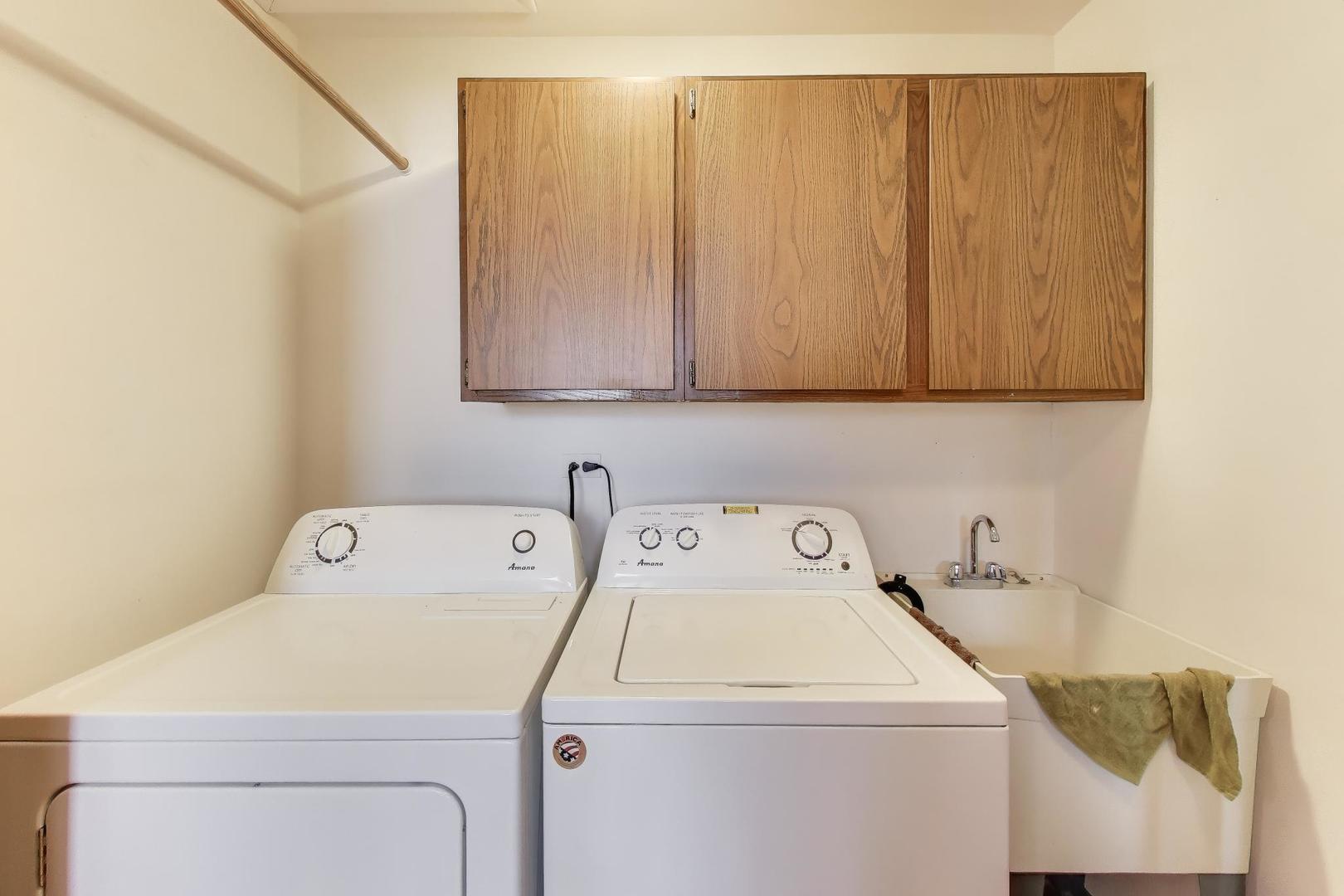 12111 S 68th Court, Palos Heights, IL 60463