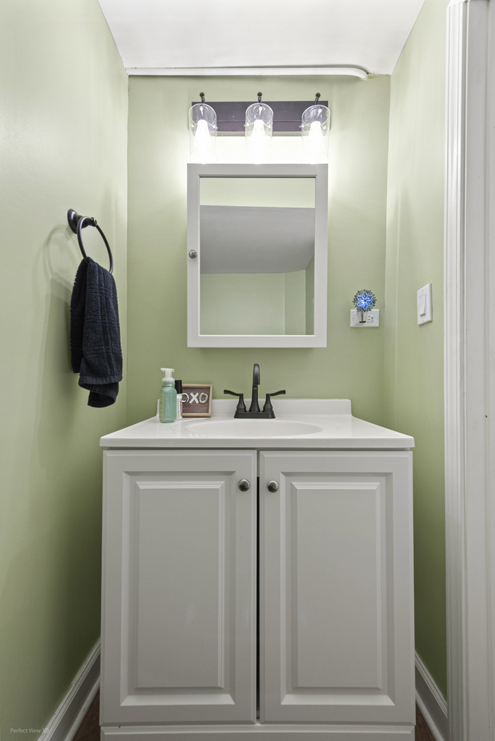 10833 S Avenue M, Chicago, IL 60617