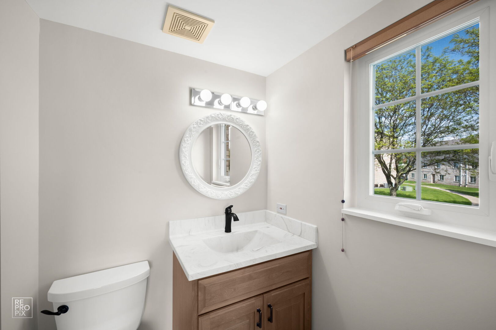 16036 Crystal Creek Drive #2A, Orland Park, IL 60462