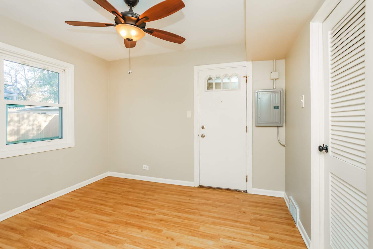 10115 S California Avenue, Chicago, IL 60655