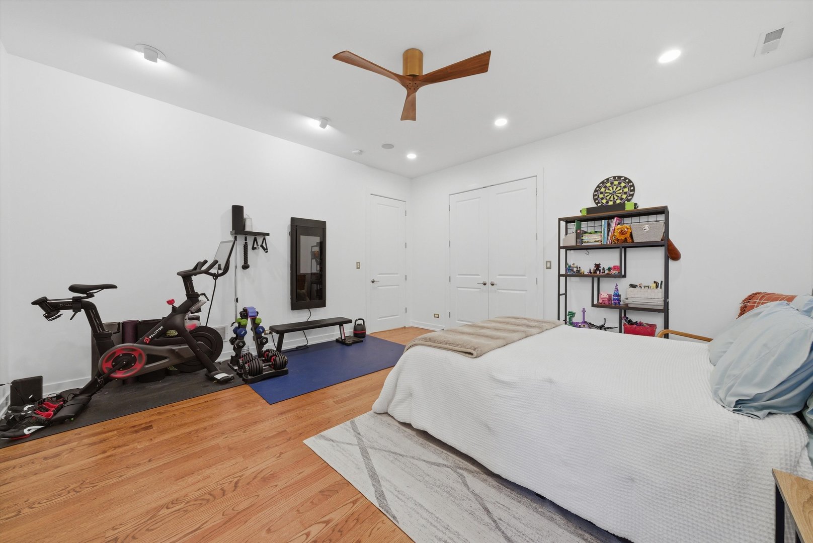 925 N Larrabee Street #2N, Chicago, IL 60610