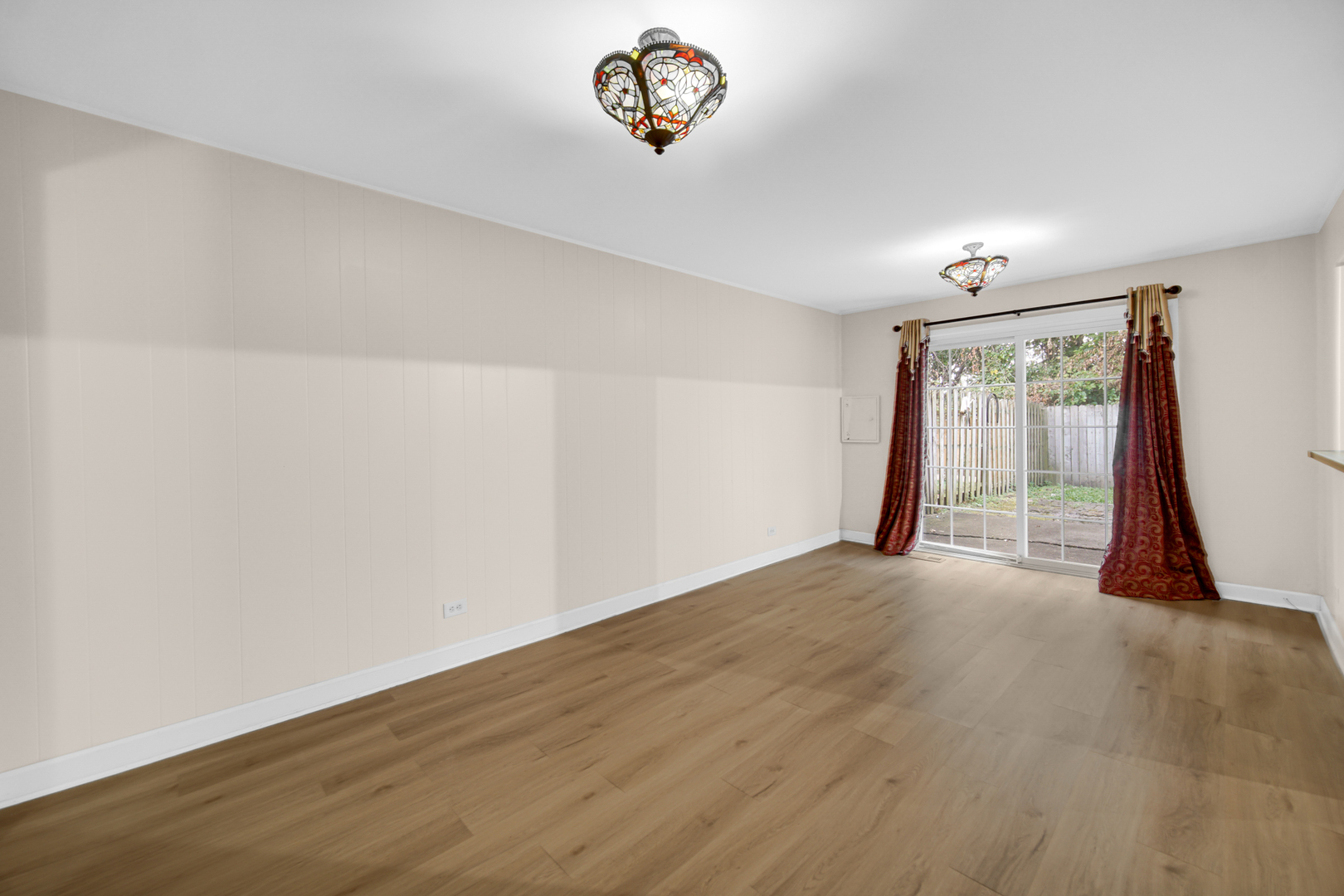 9454 Meadow Lane, Des Plaines, IL 60016