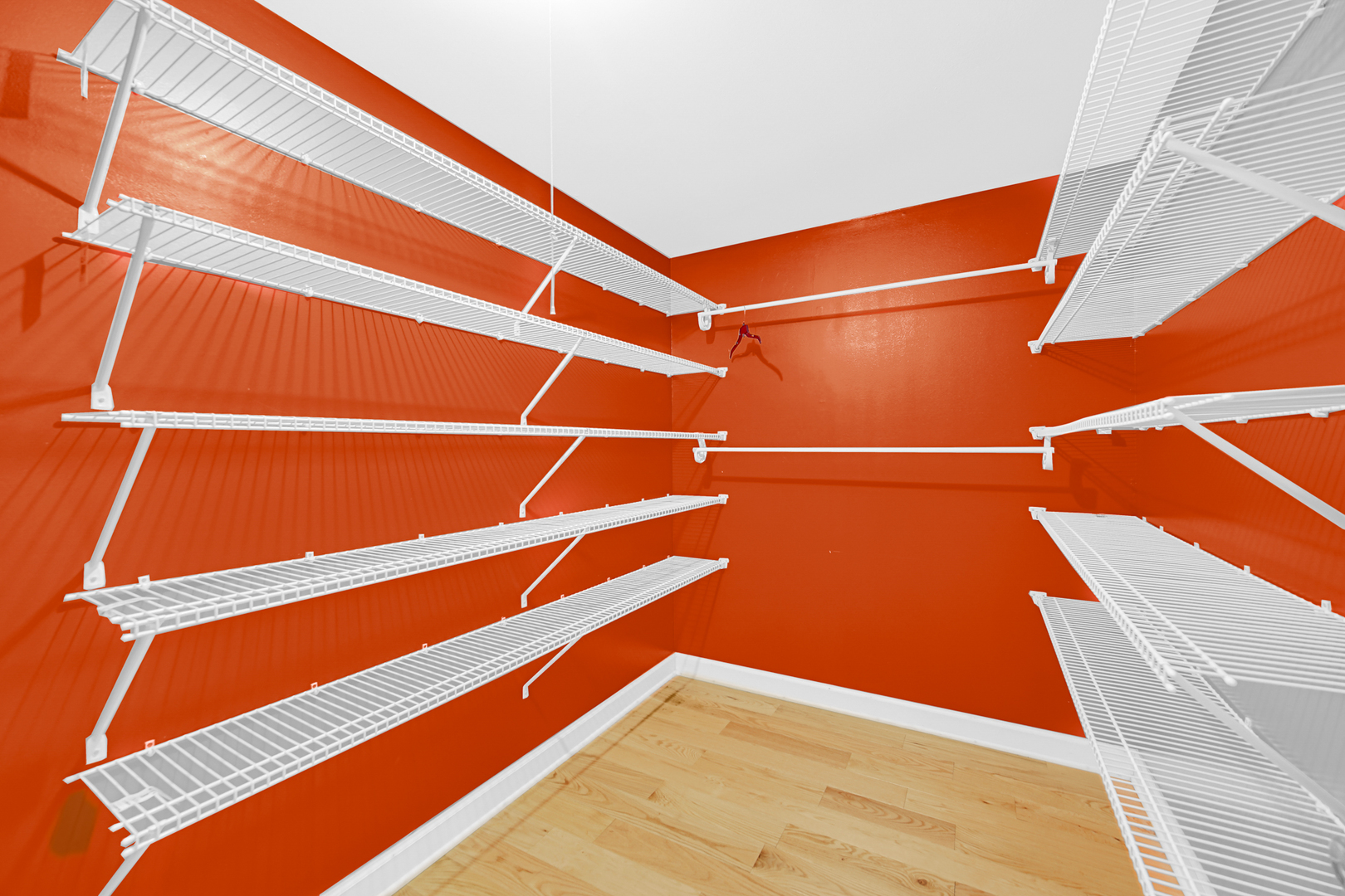 9454 Meadow Lane, Des Plaines, IL 60016