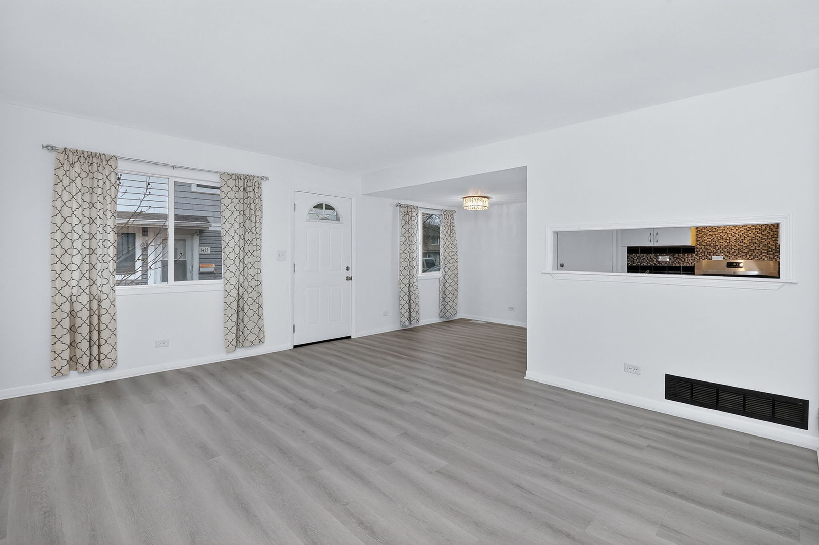 1463 Sutter Drive, Hanover Park, IL 60133