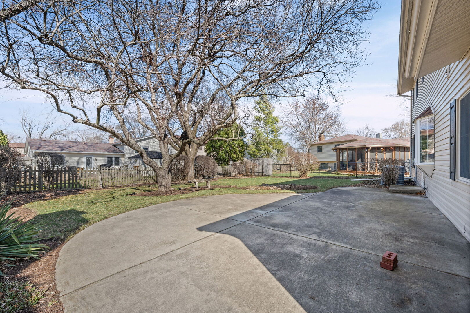 224 Downing Road, Buffalo Grove, IL 60089