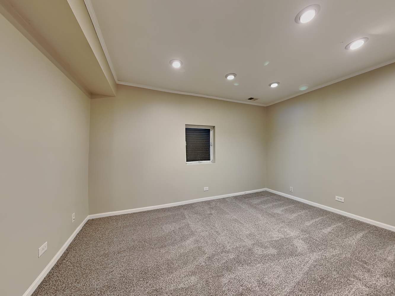 322 Clarewood Circle, Grayslake, IL 60030